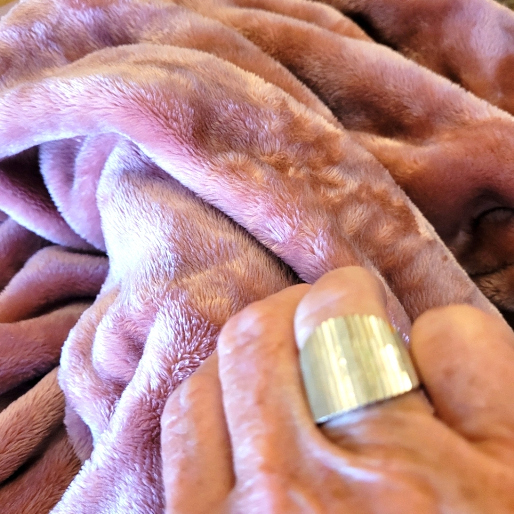 TODAY ONLY 12/21 $48!SOLID .925 Cigar Band Ring